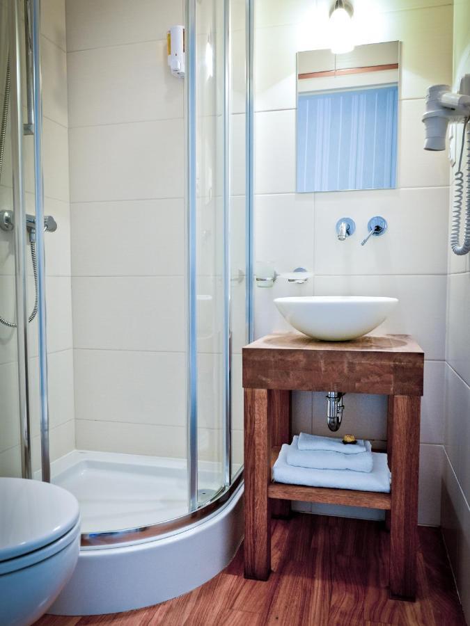 Hotel Koloseum Turek Zewnętrze zdjęcie