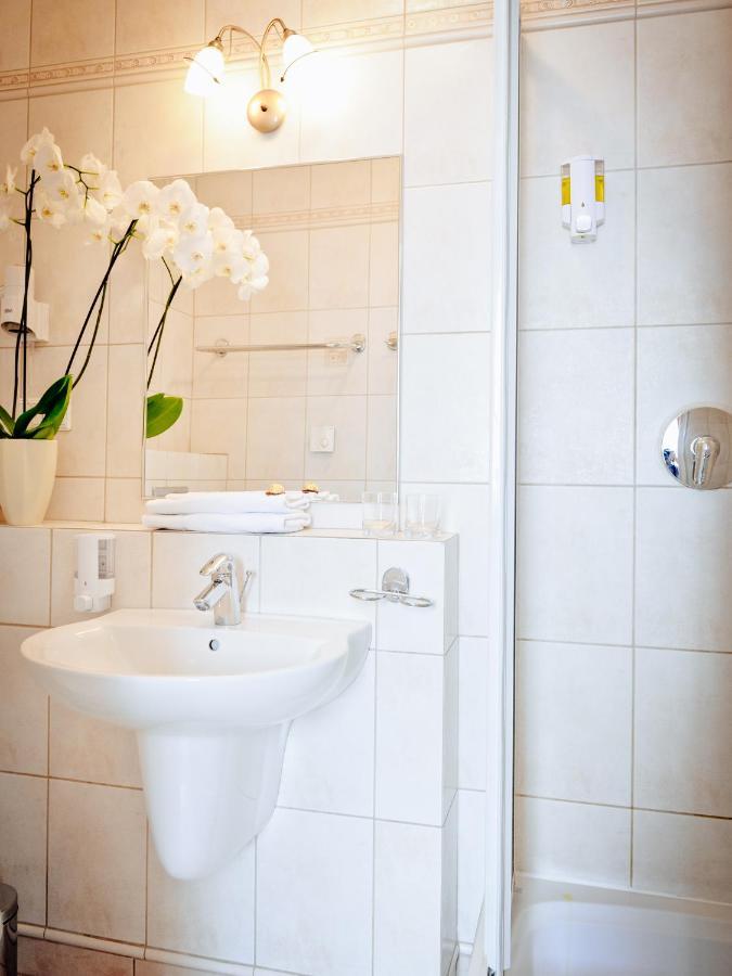 Hotel Koloseum Turek Zewnętrze zdjęcie